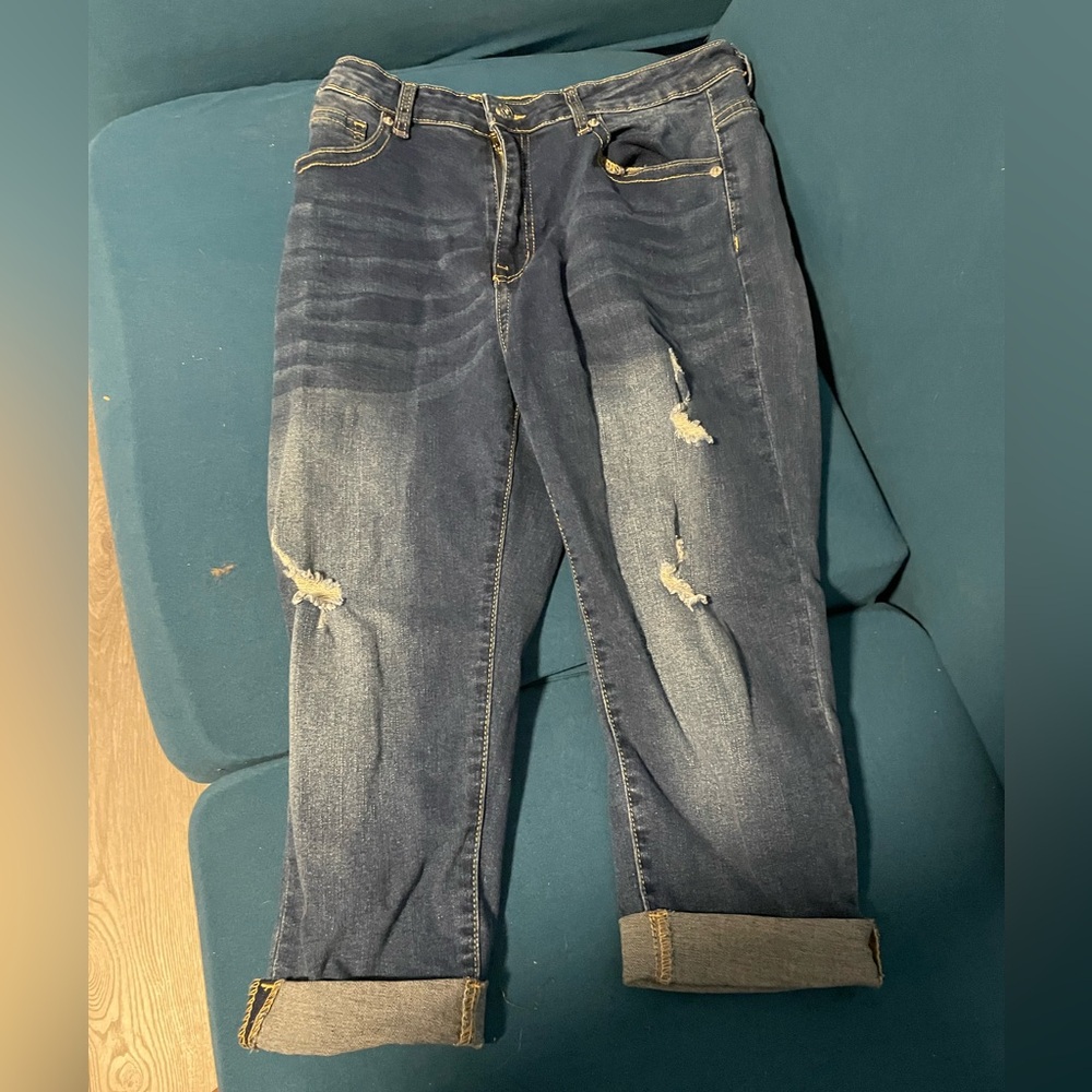 Distressed Capris